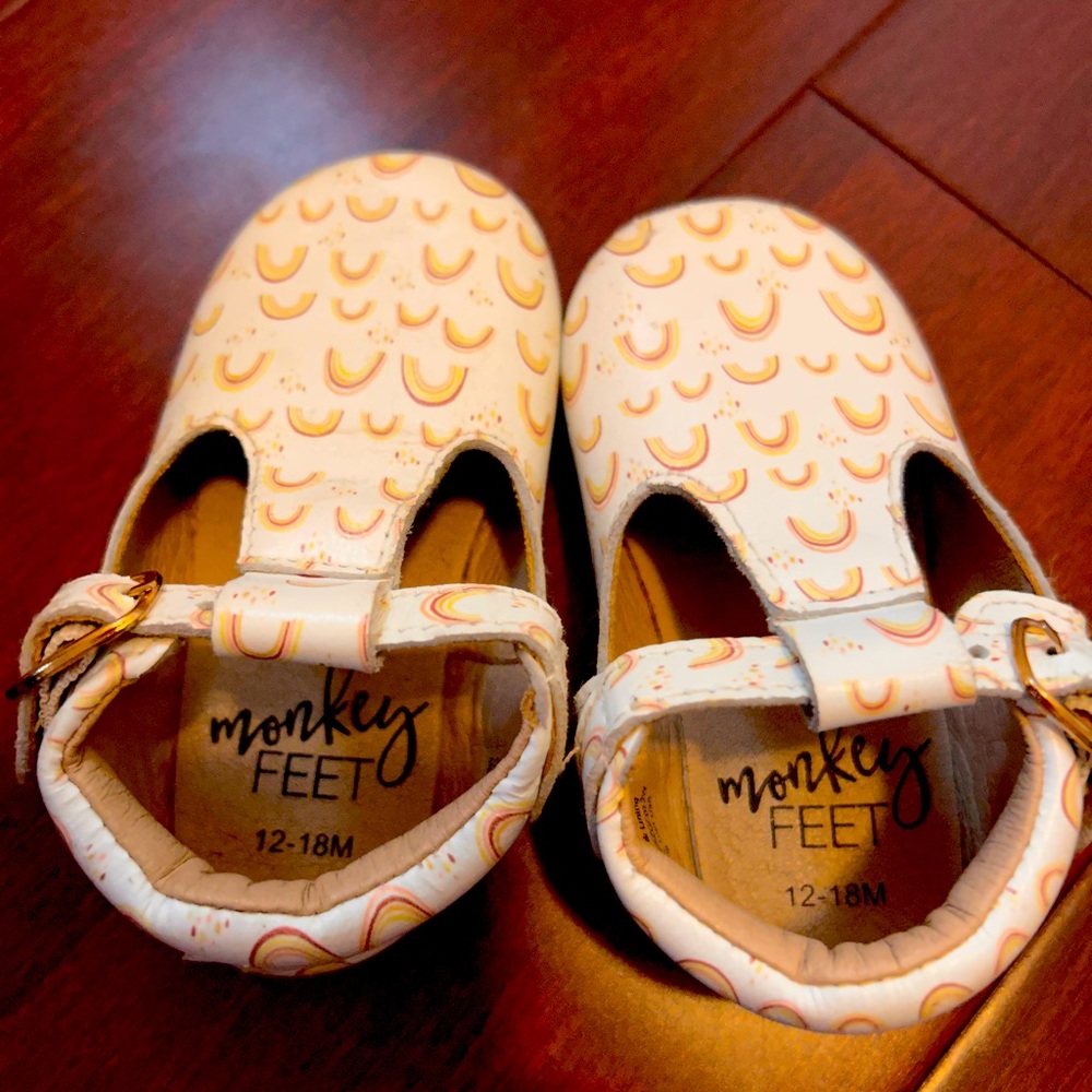 Monkey Feet - Picture 2 of 2